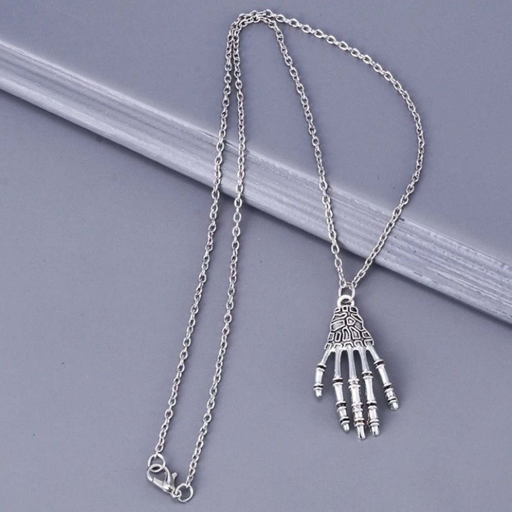 Skeleton Hand Necklace Gothic Punk Halloween Bones Silver Tone‎ 18in Chain New